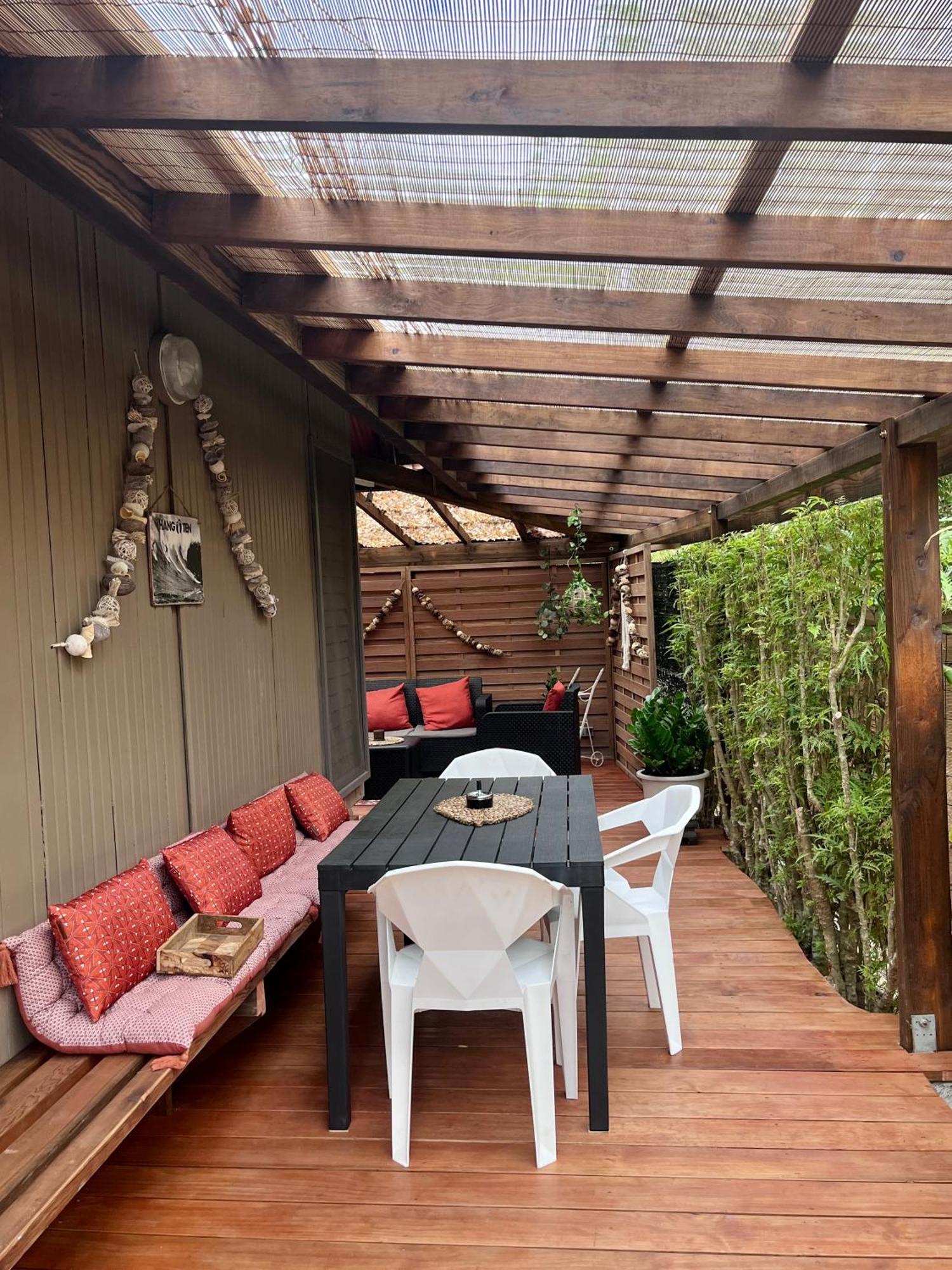 Faaora Lodge, Little Paradise Haapiti エクステリア 写真